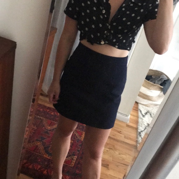 ❌ SOLD ❌ J. Crew Wool mini skirt. - Picture 1 of 3